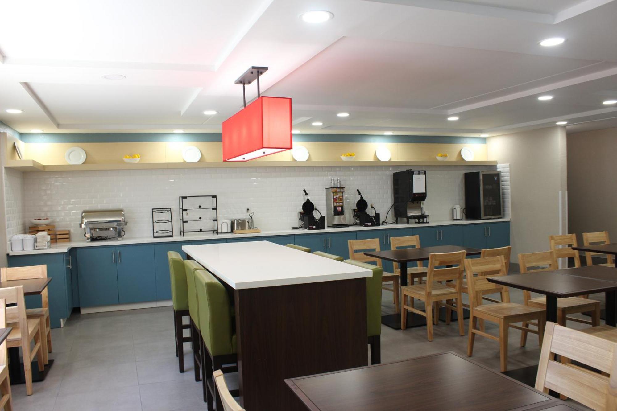 Country Inn & Suites By Radisson, Dunbar - Charleston Bagian luar foto