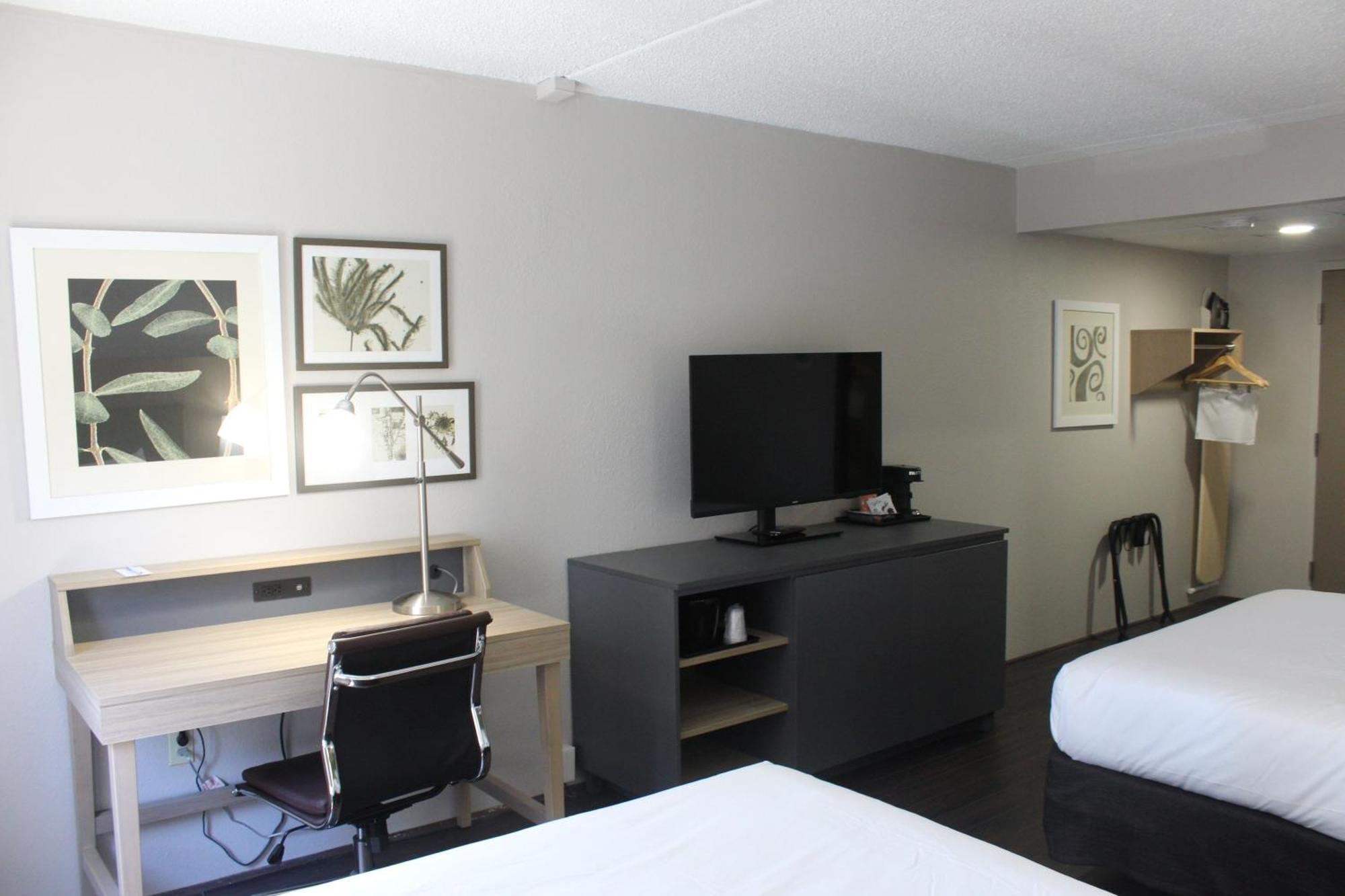 Country Inn & Suites By Radisson, Dunbar - Charleston Bagian luar foto