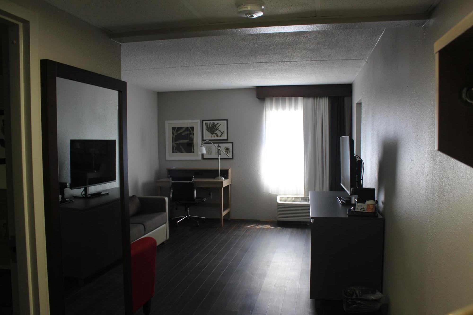 Country Inn & Suites By Radisson, Dunbar - Charleston Bagian luar foto