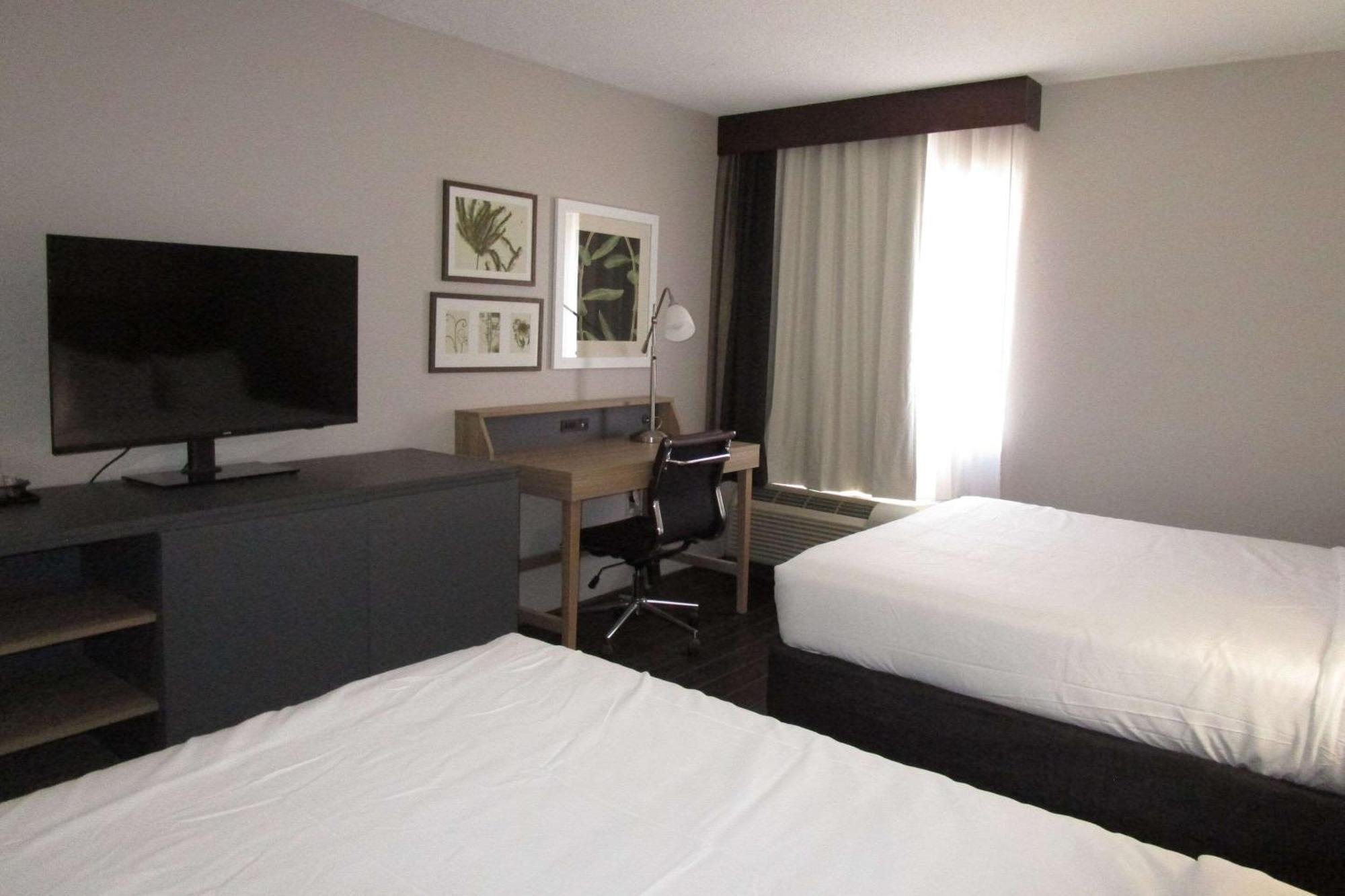 Country Inn & Suites By Radisson, Dunbar - Charleston Bagian luar foto